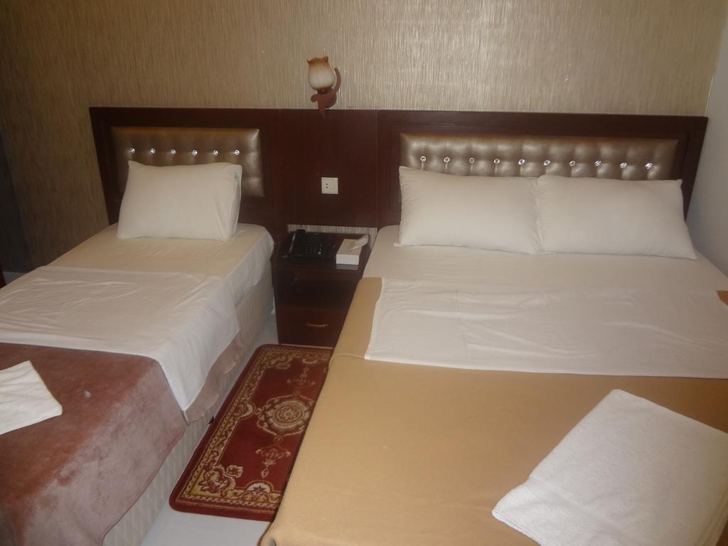 Al Sabkha Hotel Dubai Exterior photo